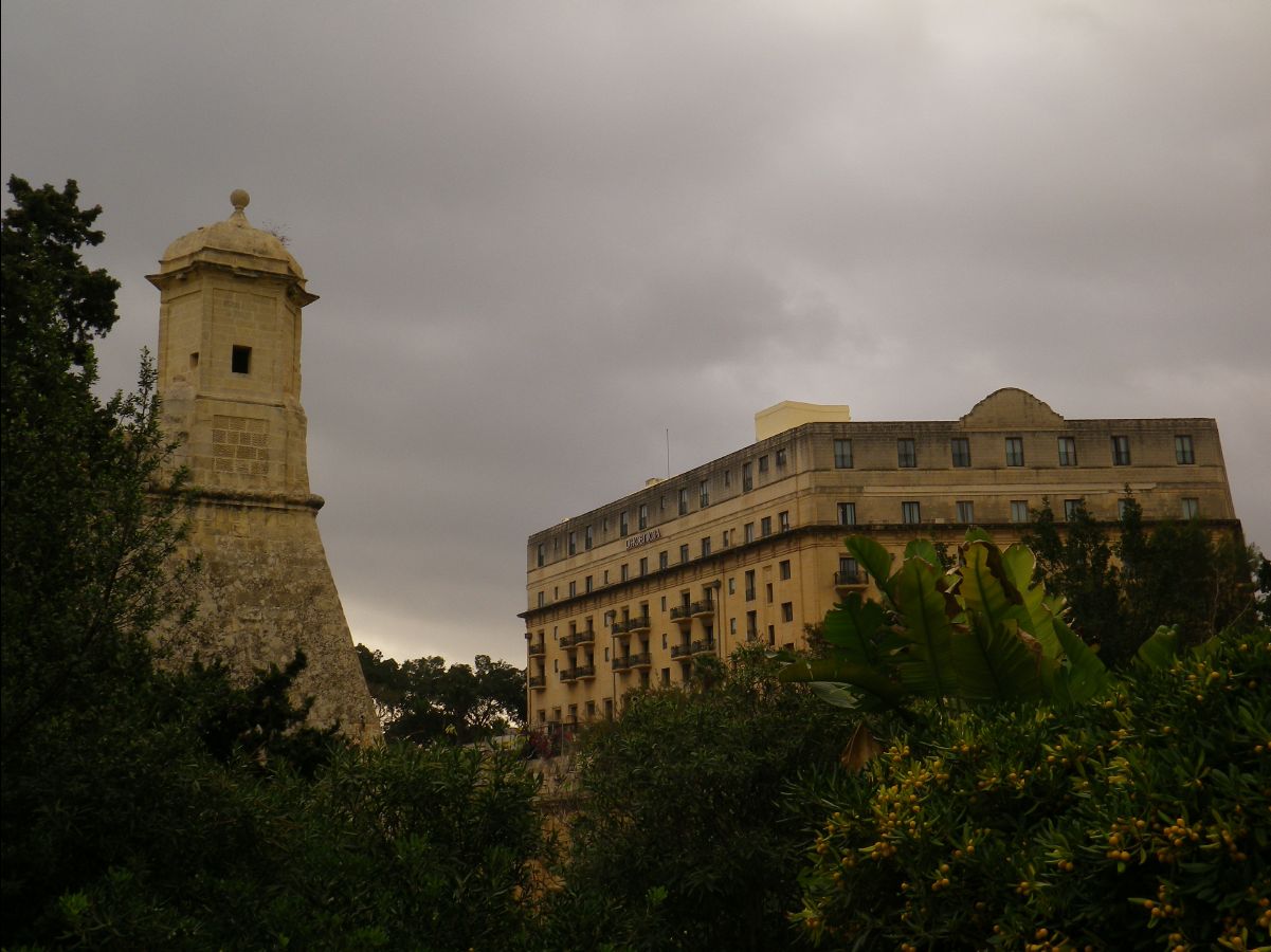 Hotel Phoenicia12